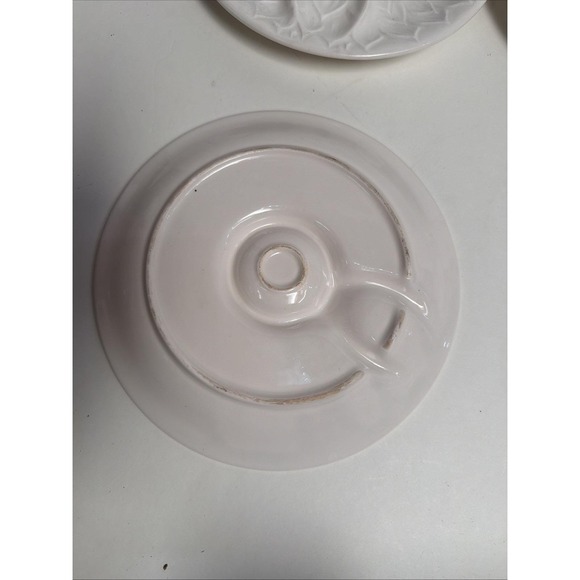 Set 4 White Artichoke Salad Plates 8.5\